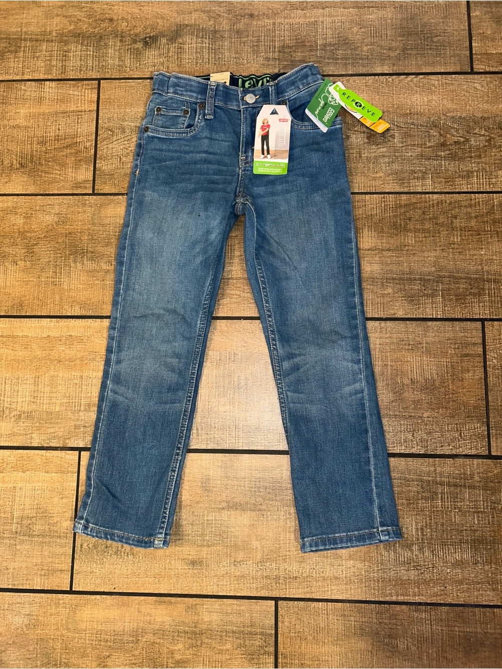 Levi’s Youth 511 Slim 7REG BNWT